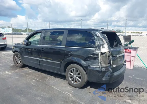 2015 Chrysler Town & Country S из США, поврежденный, VIN 2C4RC1HG0FR521773